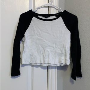 Cropped, long sleeve